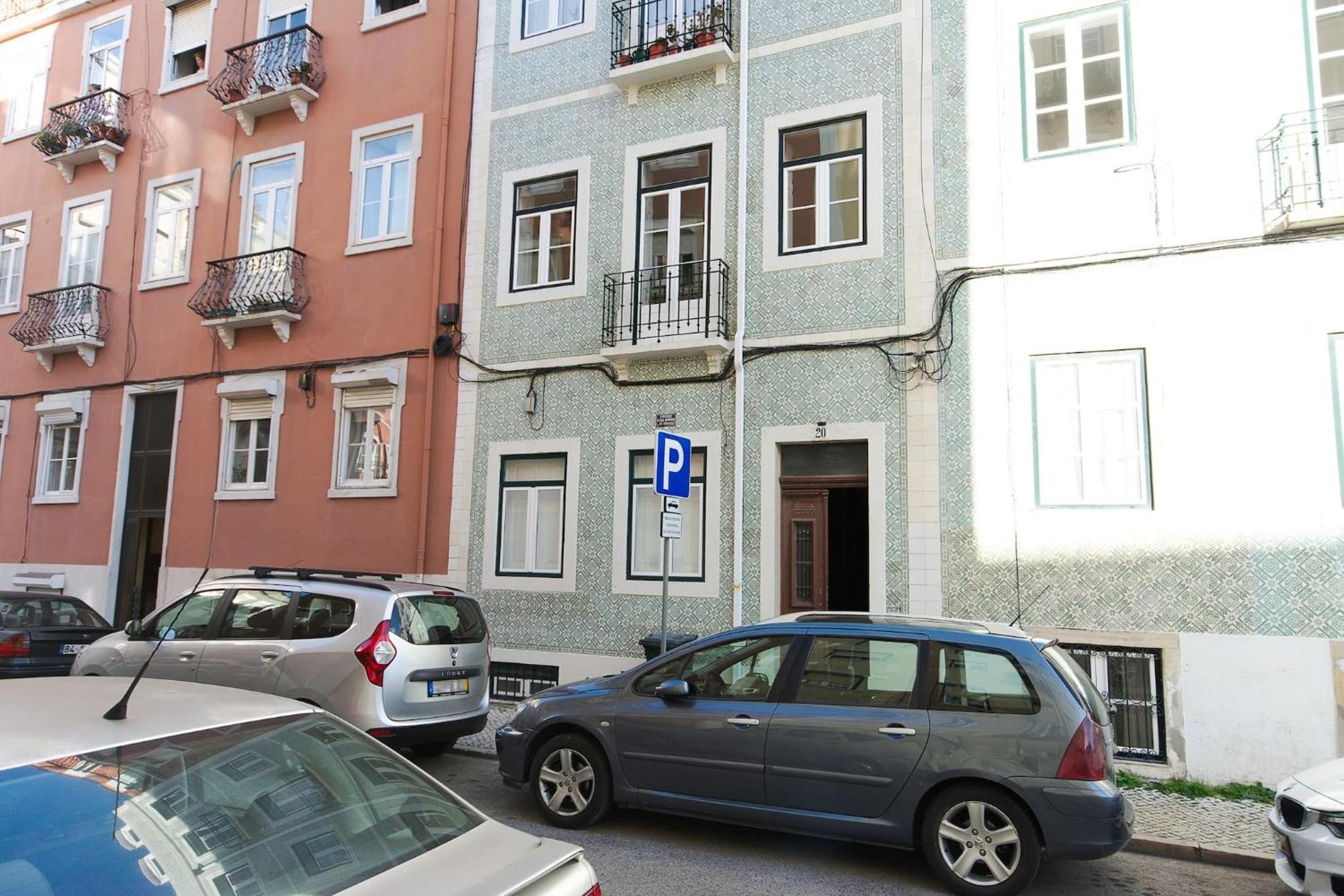 Amidst The Rooftops Of Lisbon Lisboa Exterior foto